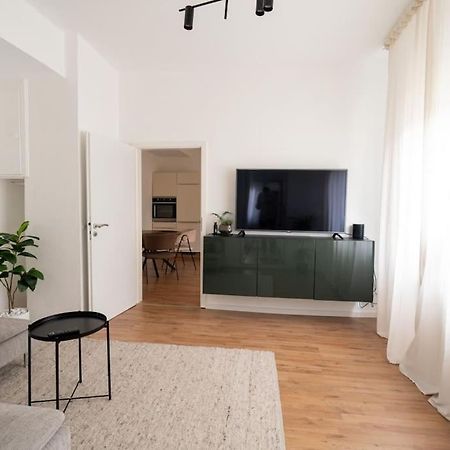 Wohnung Naehe Stadtzentrum Mit Wohnzimmer Und Kueche كوبلنس المظهر الخارجي الصورة